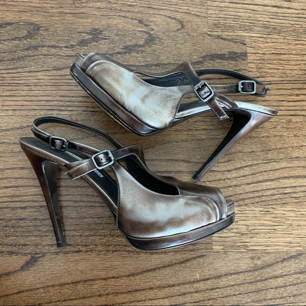 Heels - Picture 6 of 8